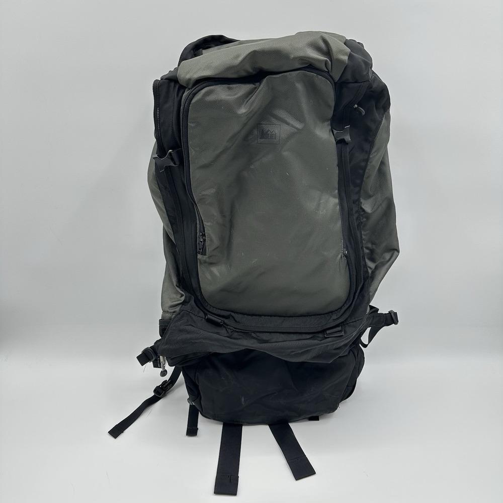 REI Travel Backpack Pack Green Luggage Large Packable Hiking Outdoors Read